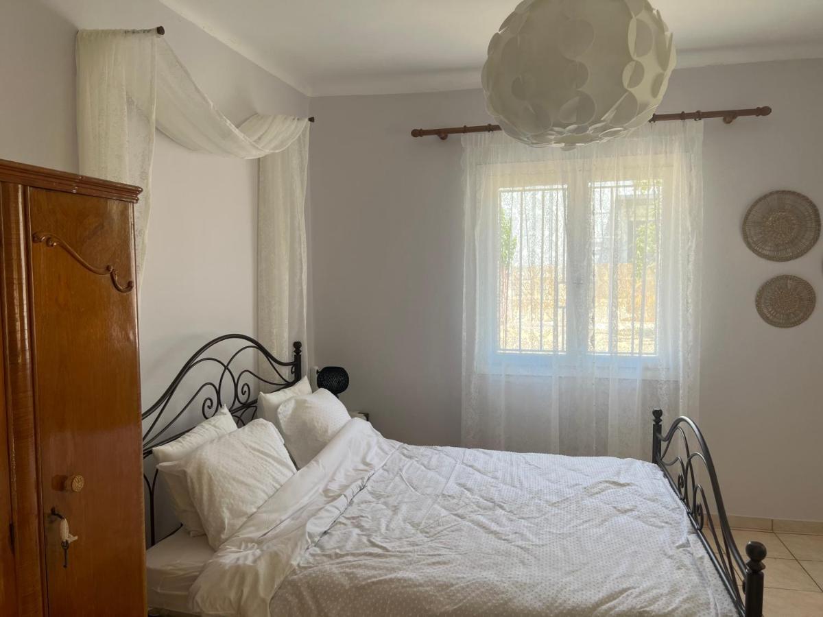Yiayia Katina'S House Apartman Corinth Kültér fotó