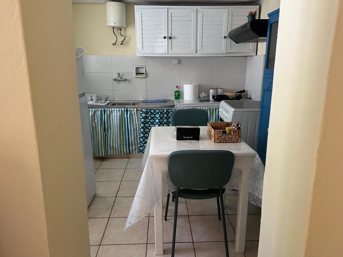 Yiayia Katina'S House Apartman Corinth Kültér fotó